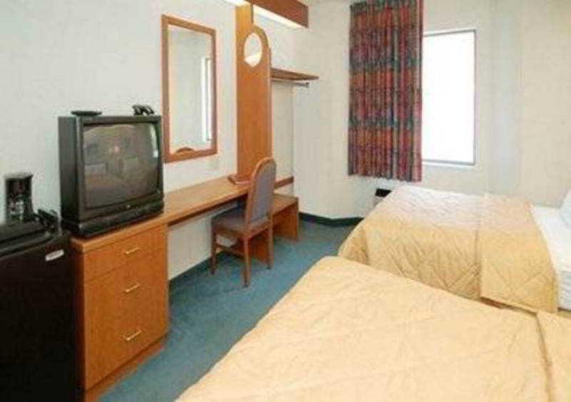 Sleep & Bwi Airport Hotel Brooklyn Park
