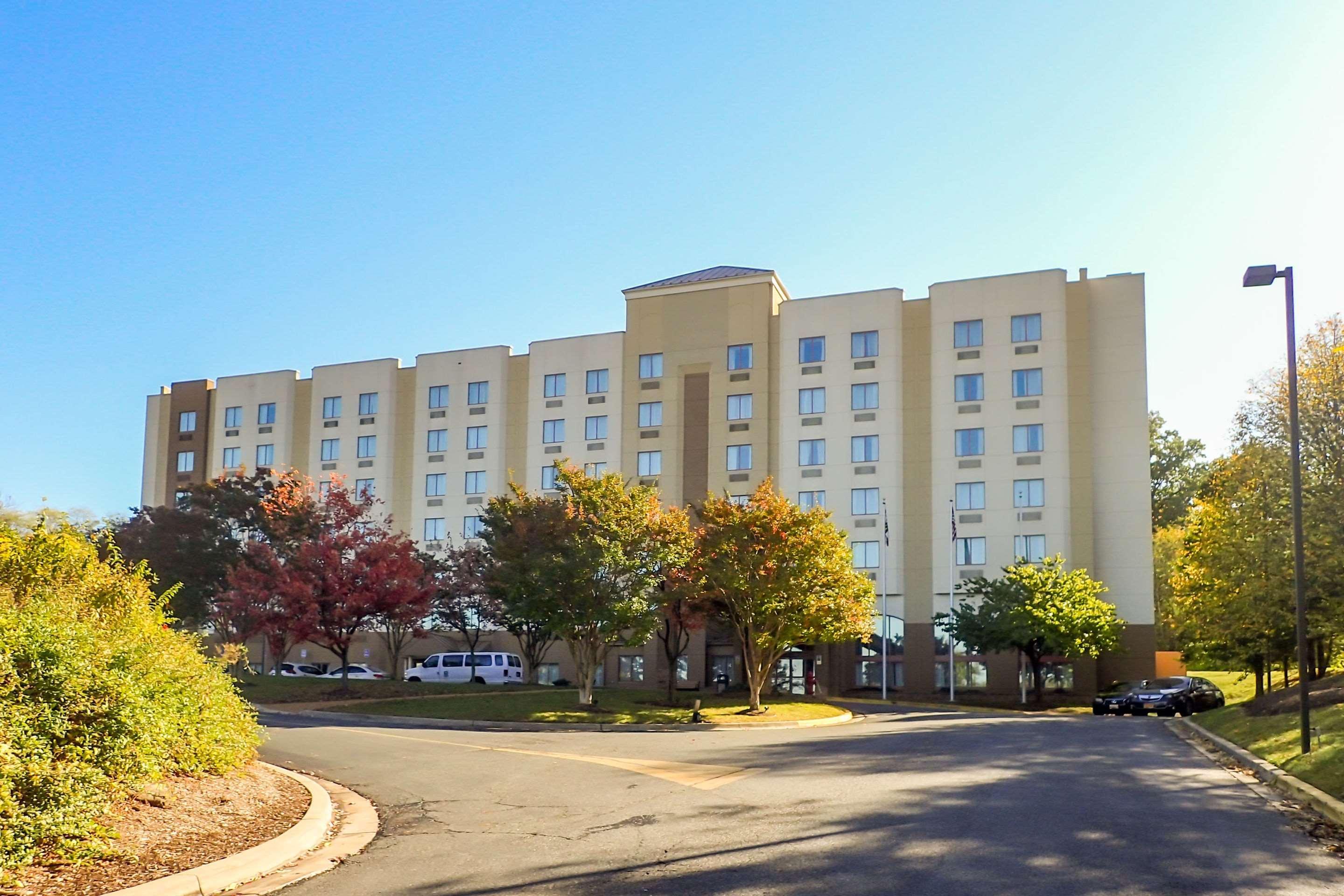 Sleep & Bwi Airport Hotel 3*